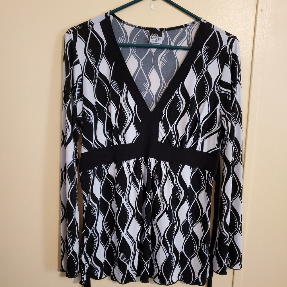 Ladies dress shirt